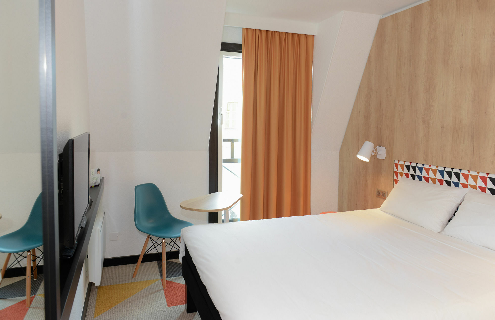 Ibis Styles Caen Centre Historique Hotel Ngoại thất bức ảnh